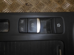 Piece-RENAULT-MEGANE-IV-ESTATE-ESSENCE-df21786a5958cf627cca8830b4d48fb9c74efe7afc2d179e384b8145c18b49dd.JPG 2