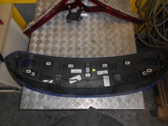 Piece-Becquet-RENAULT-MEGANE-IV-ESTATE-ESSENCE-703f987049efac71ede3d8e55feb3ab18df983e771d5d7f63ce9fd401bbbb9e3.JPG 2