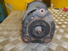 Piece--2cb8cf3d8fd813fc96b046ae819facf331b7f82ecc6600e2bb09f30e11d4ebc2.JPG 2
