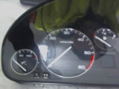 Piece-Compteur-PEUGEOT-607-Diesel-9b9ed74b8fd2f2872744623a3411a60ec5463b1217e6f0ae9f9a7d864046e8b6.jpg 2