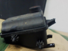 Piece-Vase-de-direction-PEUGEOT-607-Diesel-1ebe16aedf305a6a47846651a7dfd83d8139da717ee881bf7401b9032acd571f.jpg 2