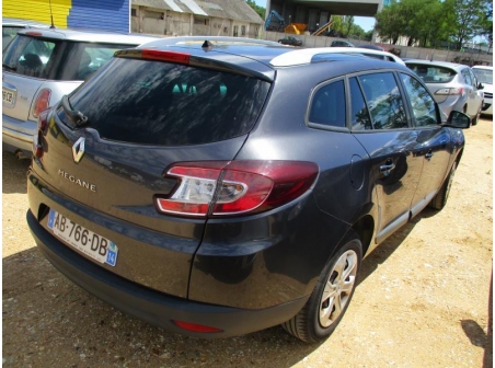 Vehicule-RENAULT-MEGANE-III-ESTATE-PHASE-1-1-5-2009-7b940a896dab3635accb7ba86cc096560cf5be79120d4fa25d84e3ba5391f2c2.JPG