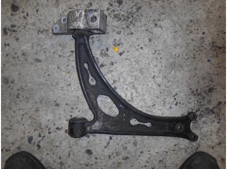 Piece-Triangle-avant-gauche-VOLKSWAGEN-EOS-PHASE-1-Diesel-9a151453dfa5ee0f84a5a3062b9900305d46a29c4749755382d390ff01480b95.JPG
