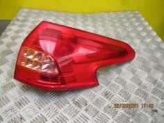 Piece--cdd7600868abe78dcb7b4f2339b980037df6c7f2351ba965321bf2b7375b3144.JPG 2