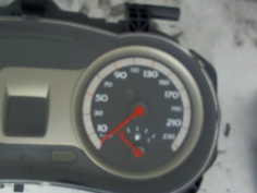 Piece-Compteur-RENAULT-CLIO-III-PHASE-1-Diesel-1ef19c3884f2f5fa2a58109127b611bf2d1207984e187c4b305652f9168dcaef.jpg 2