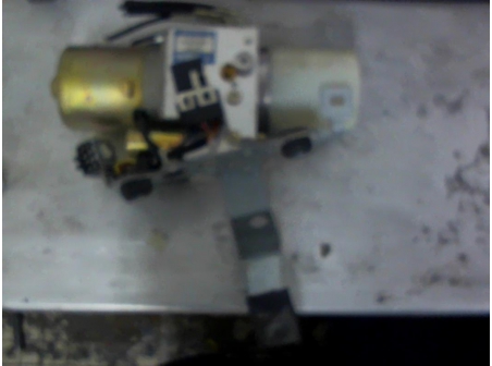 Piece-Moteur-de-capote--491aeec47f7e78a403740bcf54aa5f5cbddf55ad2f38fbf5331cd41103fe646b.jpg