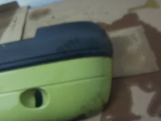 Piece-Pare-choc-arriere-RENAULT-TWINGO-1998-Essence-f04a6ddc4a45ed9237d04b56221cb735be9bce4d4d2add9057fe085ccf573134.jpg 2