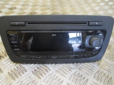 Piece--cb6f4576262f6a6cfb1c4e5bd98b596e61bda3d5569391600a53e446904b6fd0.JPG