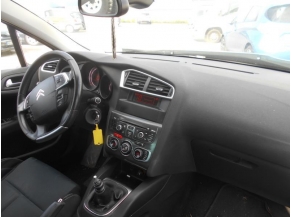 Vehicule-CITROEN-C4-2010-Collection-1-6-2011-2d2434d49b95b9071cebe376ef984d651414ef35da1c6de1b38ae60dae8ddb2a.JPG 2