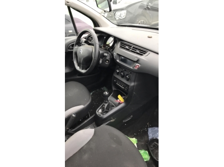 Vehicule-CITROEN-C3-II-PHASE-2-2016-4efbe8f5c0f75f67b386c3bc3ad2f10f0153c9988cc5f805721ecffda9ee9270.jpg